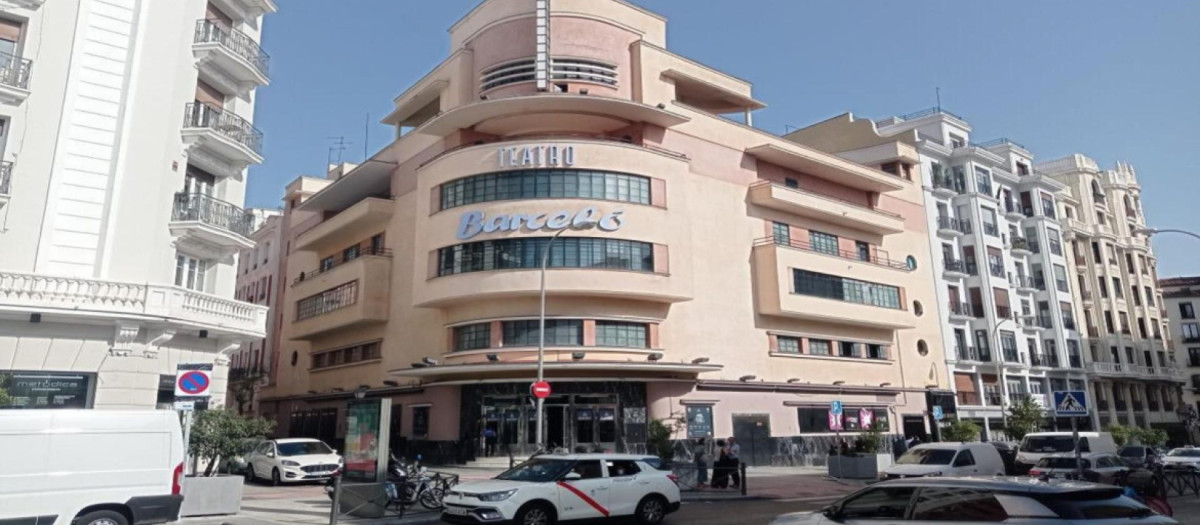 Fachada del Teatro Barceló