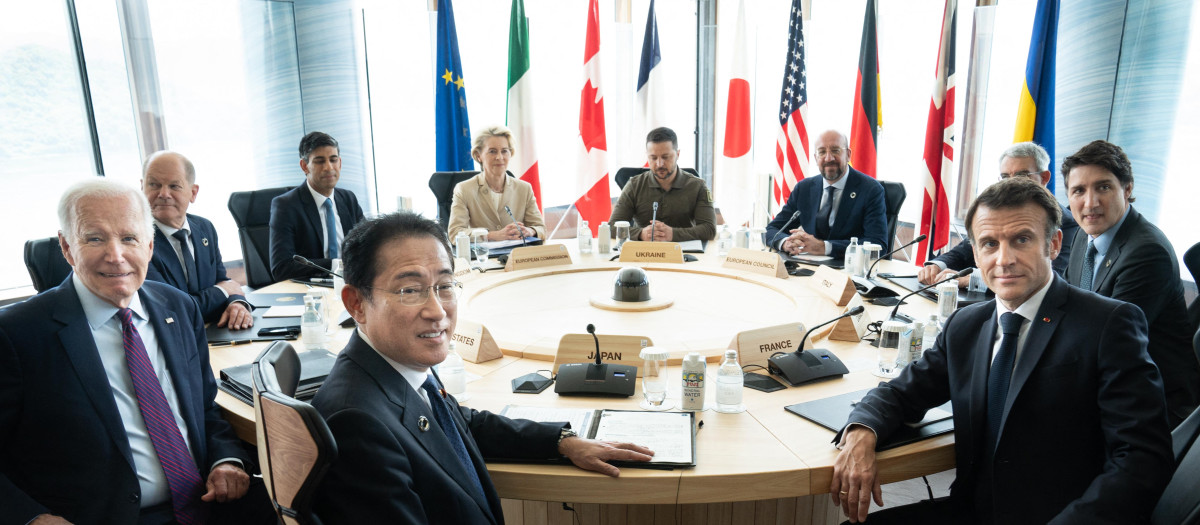 Los líderes de las siete potencias del G7 acuerparon al presidente ucraniano Volodímir Zelenski