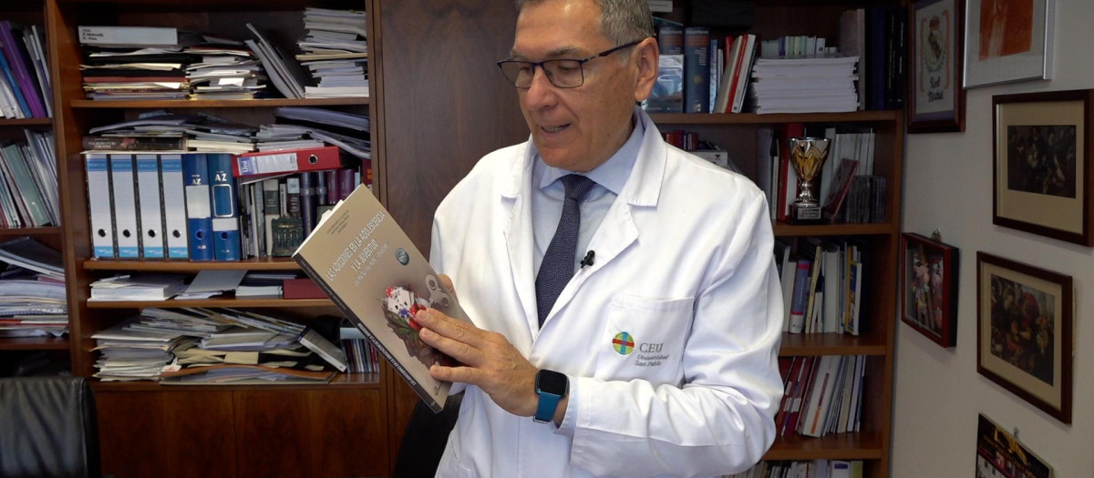 El Decano de la Facultad de Medicina de la Universidad San Pablo CEU, Tomás Chivato