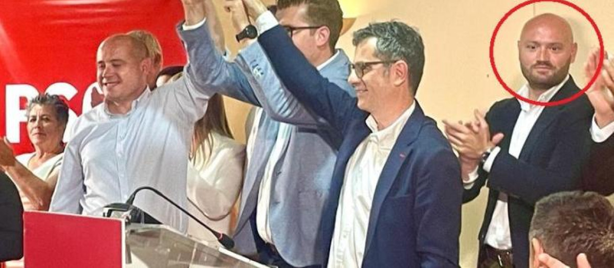 Mitin del PSOE en Mojácar con Bolaños y la participación de uno de los detenidos, Cristóbal Vizcaíno