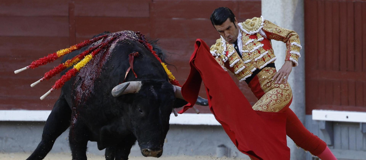 Emilio de Justo, en la corrida de San Isidro del 25 de mayo