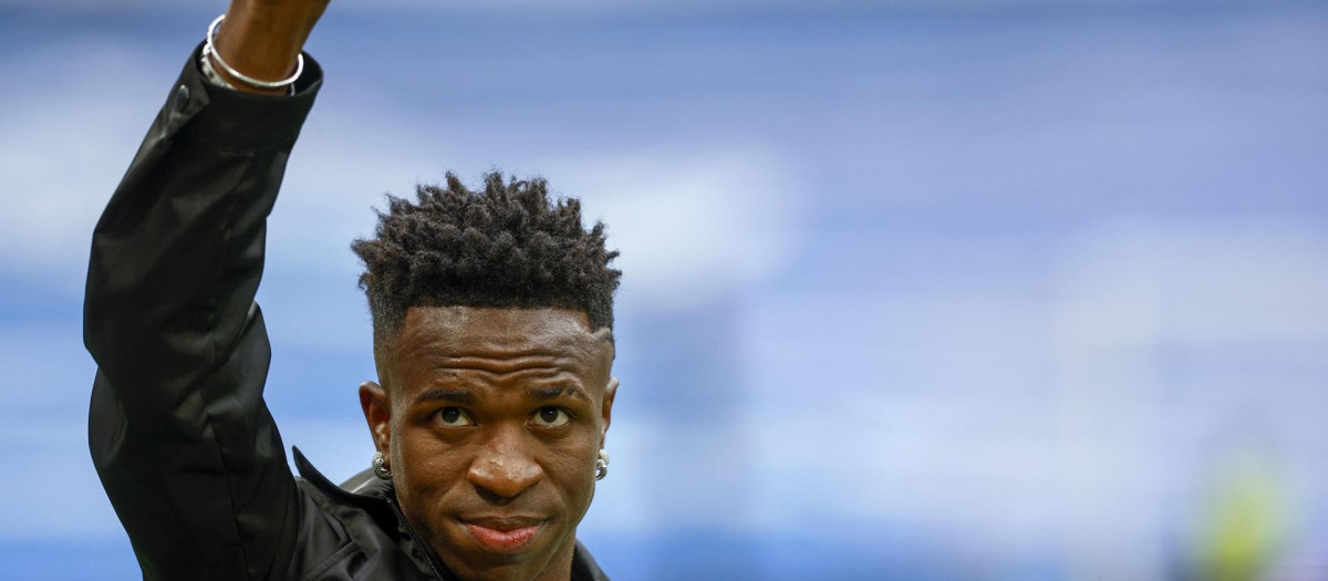 Vinicius, en el homenaje brindado por el Bernabéu