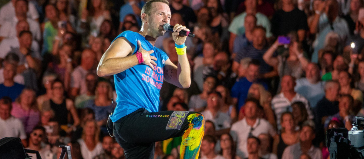 Chris Martin, de Coldplay, durante un concierto