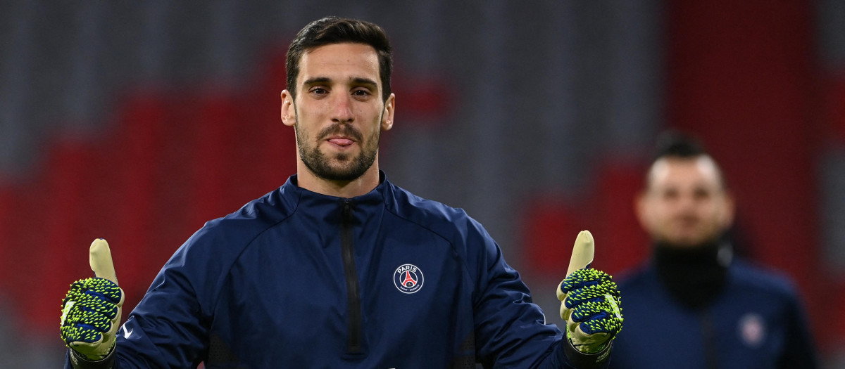Sergio Rico se encuentra estable