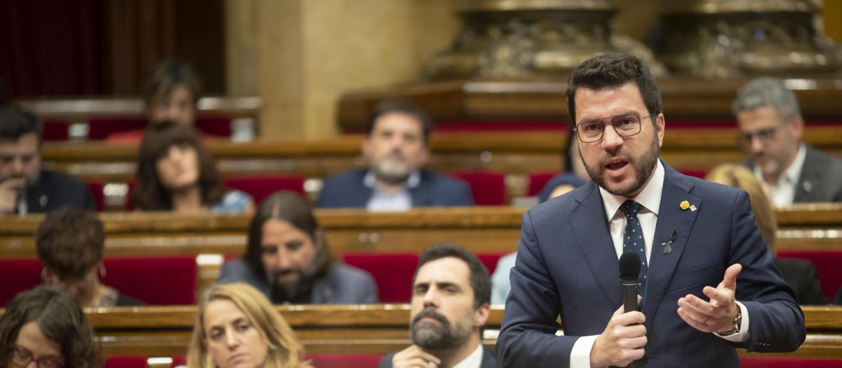 El presidente de la Generalitat, Pere Aragonès, en el Pleno del Parlamento catalán