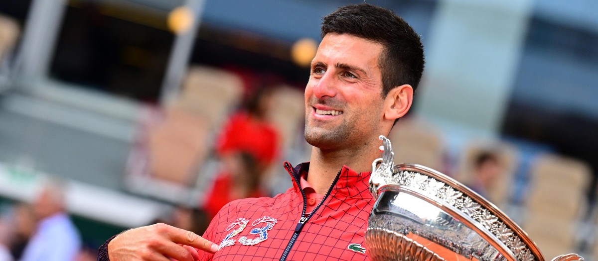 Novak Djokovic celebra su Grand Slam 23