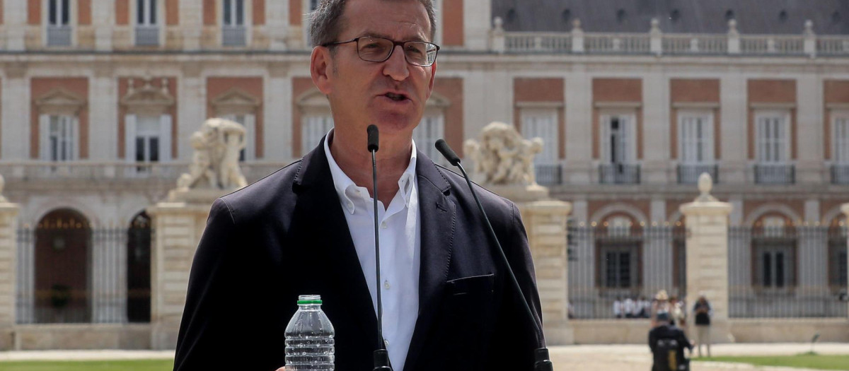 El líder del Partido Popular Alberto Núñez Feijóo durante la presentación de los cabezas de lista al Congreso de los Diputados