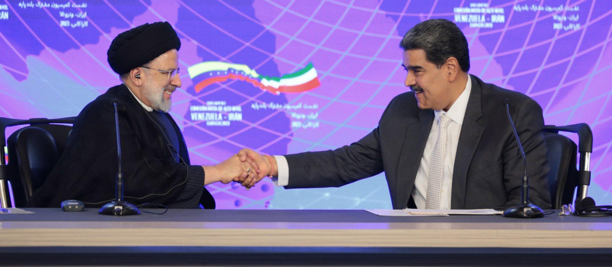 El presidente de Irán Ebrahim Raisi y Nicolás Maduro en Caracas