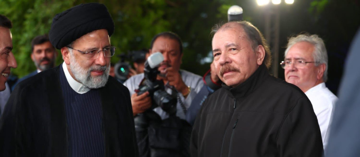 El presidente iraní Ebrahim Raisi y el dictador nicaragüense Daniel Ortega
