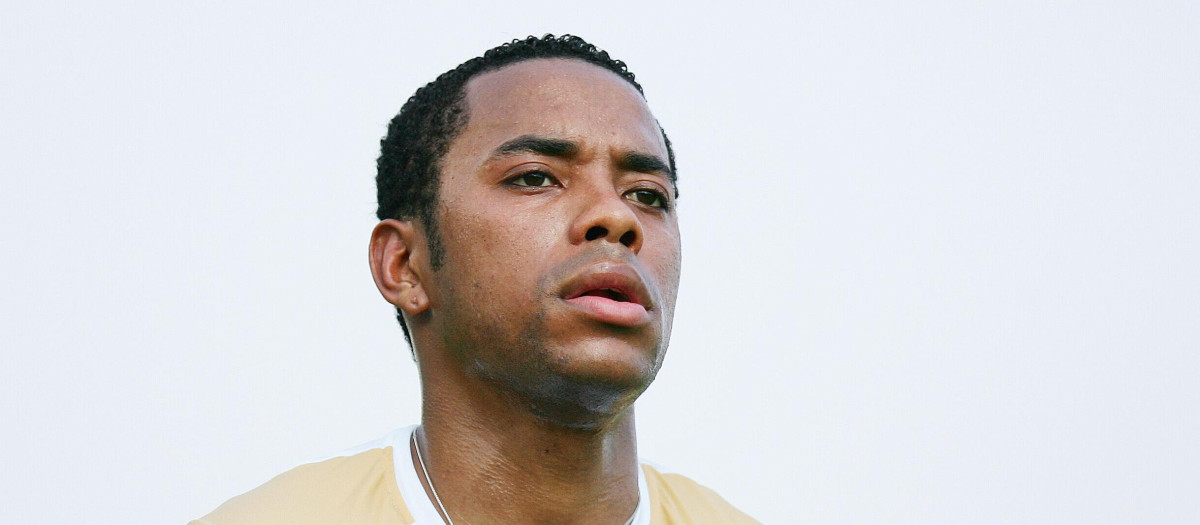 20100201: SANTOS, BRAZIL - Robinho first training after his presentation as new Santos FC player.