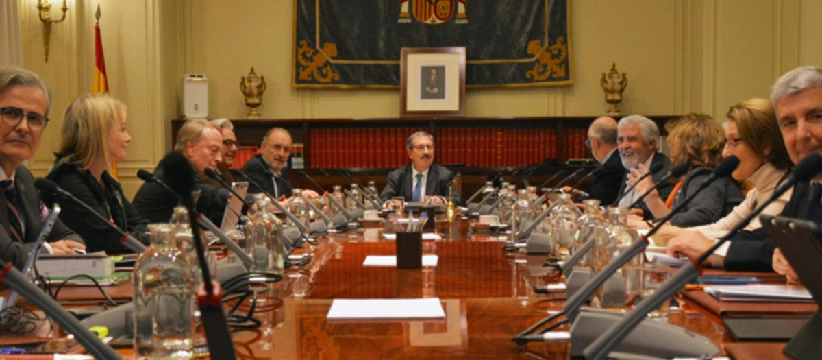 Los vocales del Consejo General del Poder Judicial reunidos en el Pleno extraordinario de 20 de diciembre de 2022