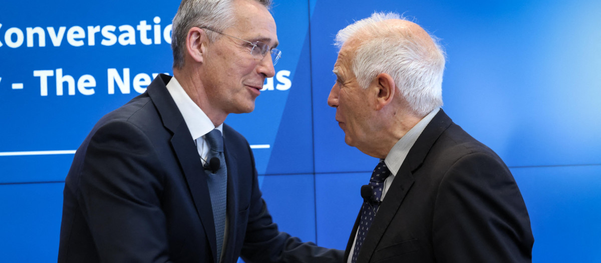 El secretario general de la OTAN Jens Stoltenberg y el jefe de la diplomacia europea Josep Borrell