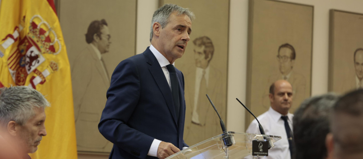 El presidente de la Fundación Víctimas del Terrorismo, Tomás Caballero, habla en presencia de Marlaska