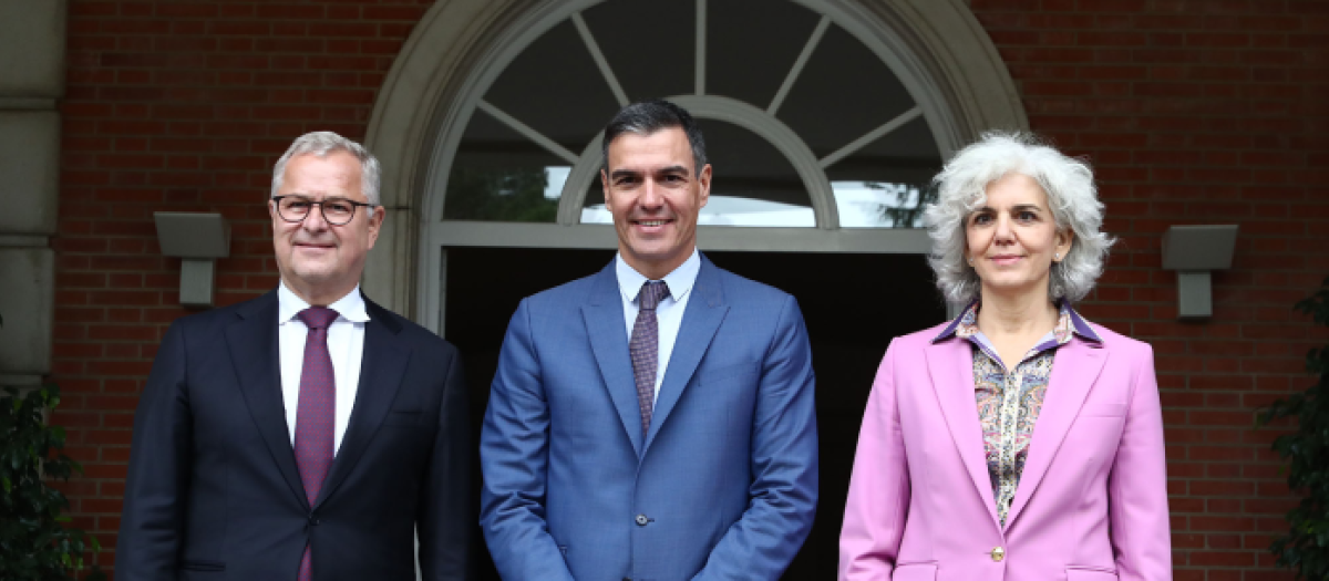 Soren Skou y Pedro Sánchez