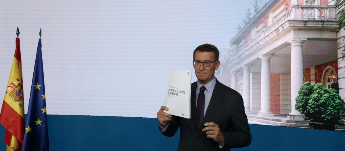 El presidente del PP, Alberto Nuñez Feijóo, durante la presentación del programa electoral del Partido Popular