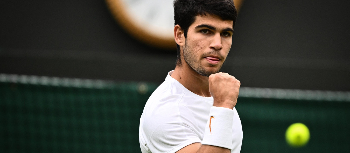 Carlos Alcaraz, en su debut en Wimbledon 2023