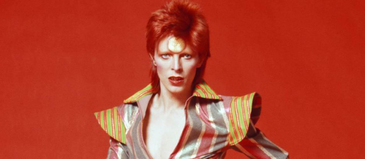 David Bowie en su caracterización como Ziggy Stardust
