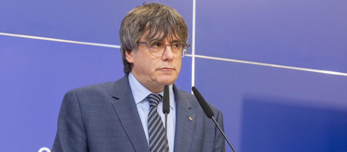 Catalan leader in exile Carles Puigdemont pictured during a press conference regarding the evaluation of the sentence of the Court of the European Union on the lifting of the euro-parliamentary immunity of Catalan leader Puigdemont and separatists Comin and Ponsati, Wednesday 05 July 2023, at the European parliament, in Brussels.
Editorial licence valid only for Spain and 3 MONTHS from the date of the image, then delete it from your archive. For non-editorial and non-licensed use, please contact EUROPA PRESS.
Europa Press / Europa Press
05/7/2023
