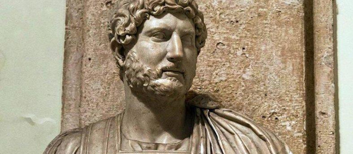 Busto del Emperador Adriano