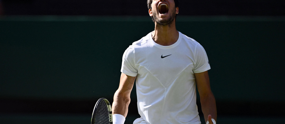 Carlos Alcaraz accede a semifinales de Wimbledon