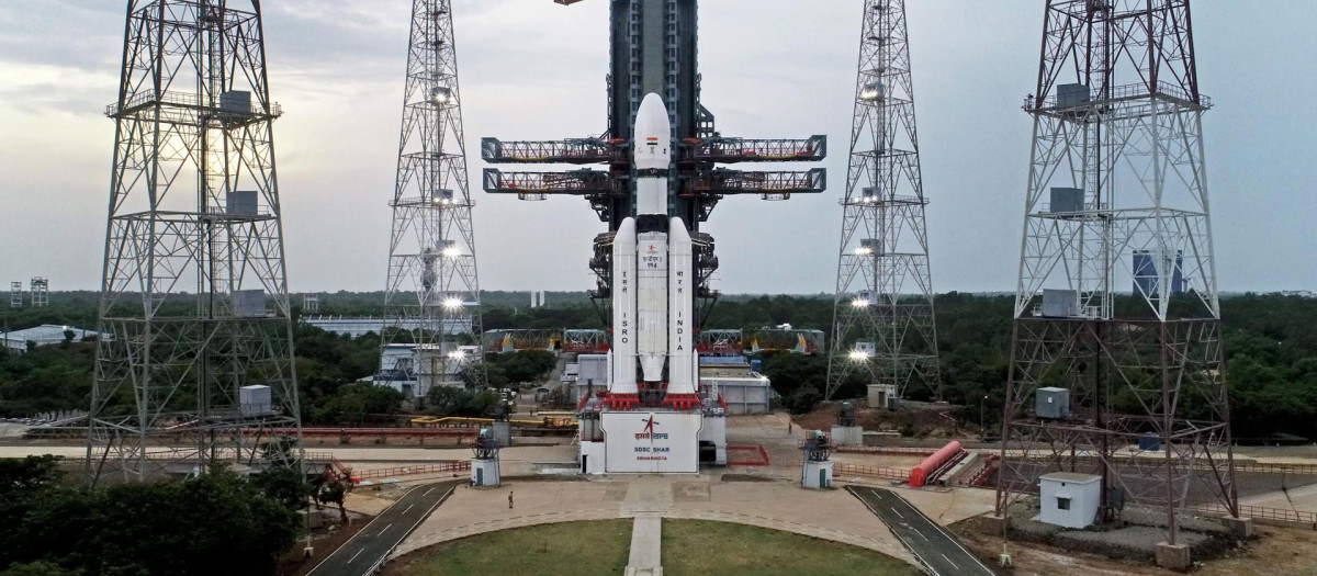 El cohete de la misión Chandrayaan-3, este jueves en la plataforma de lanzamiento