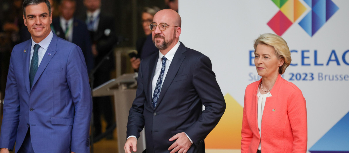 Pedro Sánchez, Charles Michel y Ursula von der Leyen