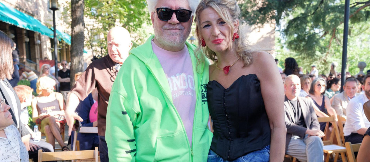 Pedro Almodóvar y Yolanda Díaz
