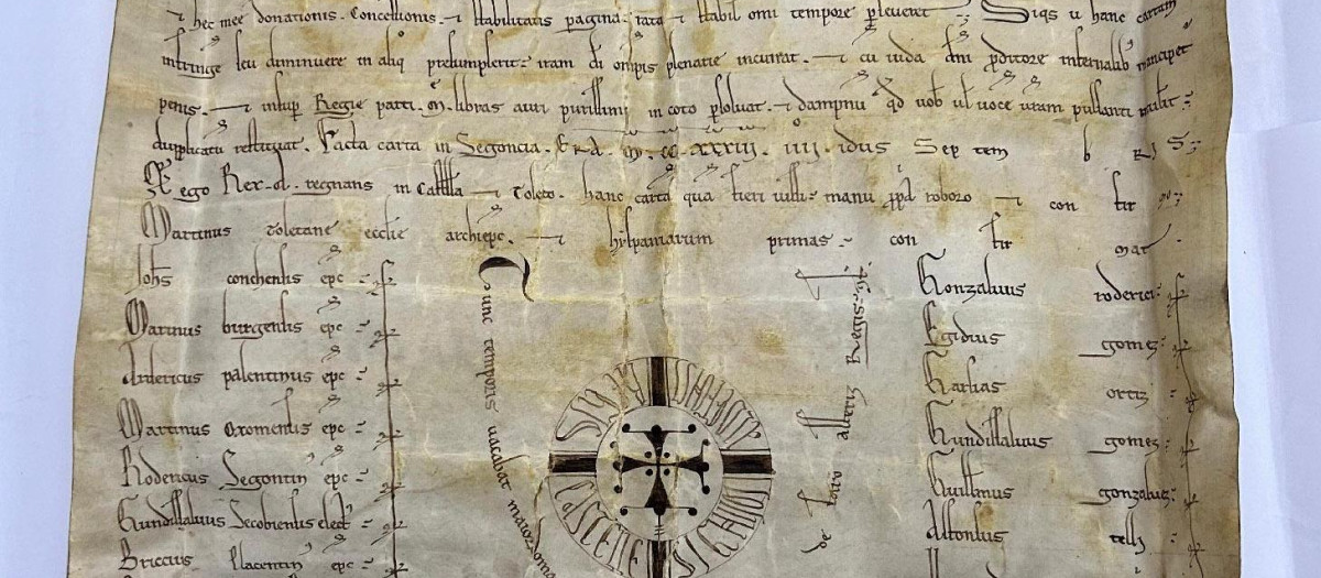 El "privilegio rodado" de Alfonso VIII robado hace 43 años en la Catedral de Cuenca y recuperado ahora en Barcelona