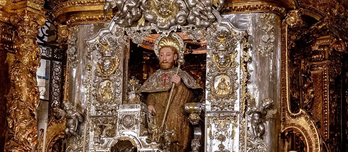 Talla de Santiago Apóstol en la Catedral de Santiago