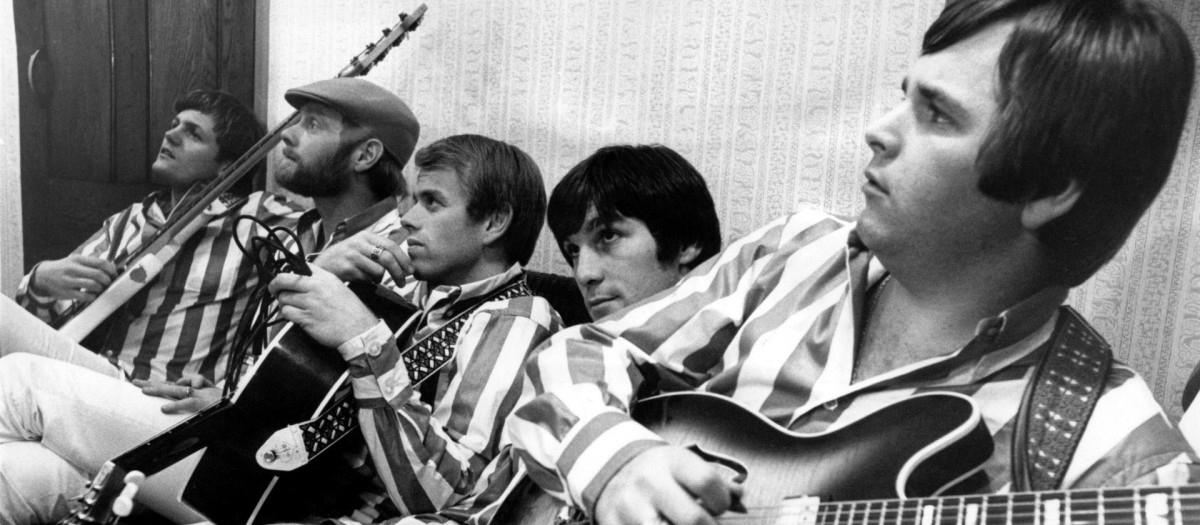 The Beach Boys (Dennis Wilson , Dave Marks, Carl Wilson , Brian Wilson and Mike Love) en 1966