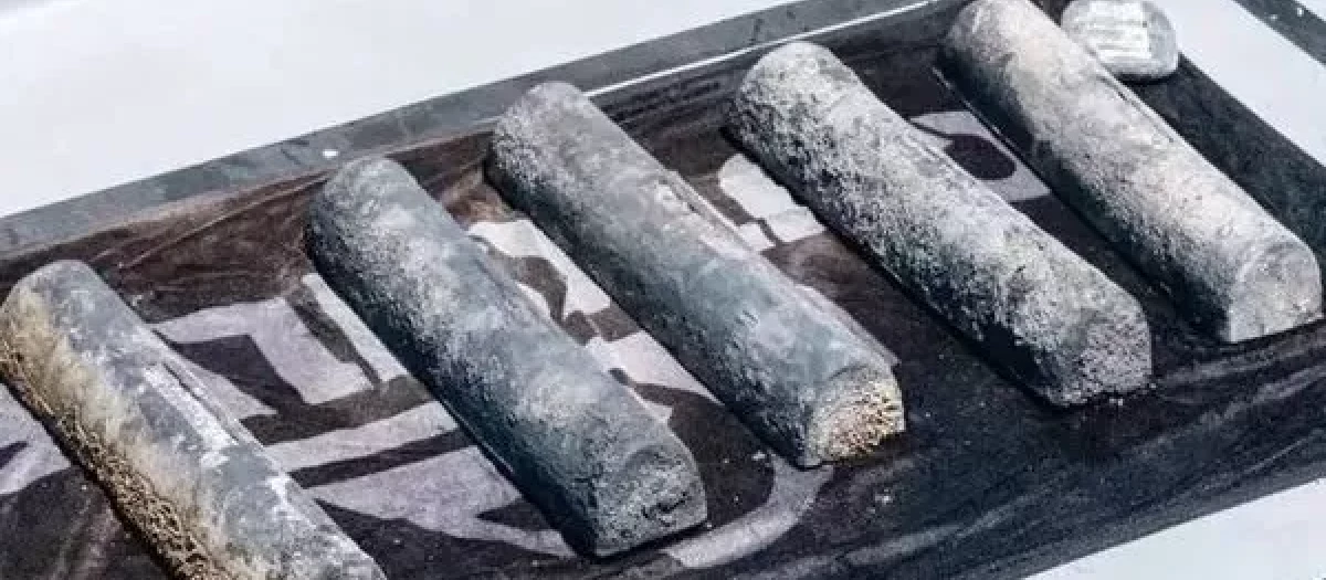 Cullera encuentra seis nuevos lingotes de plomo del siglo I a. C.