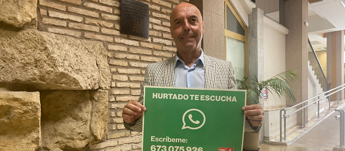 Antonio Hurtado con el número de teléfono del Whatsapp