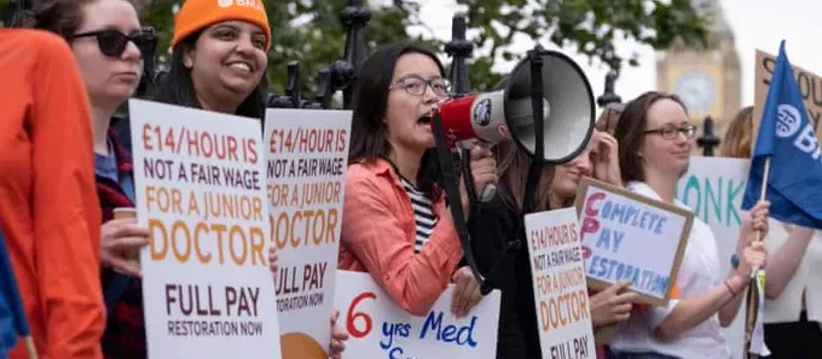 Huelga de médicos y enfermeros en Reino Unido