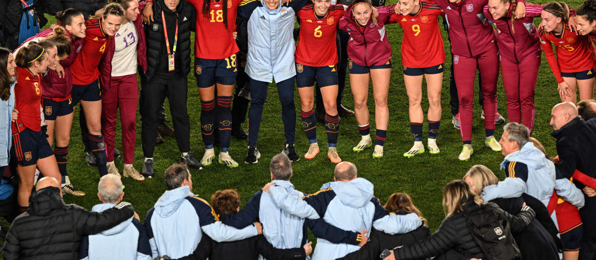 El corro de las jugadoras de la selección española femenina en el Mundial