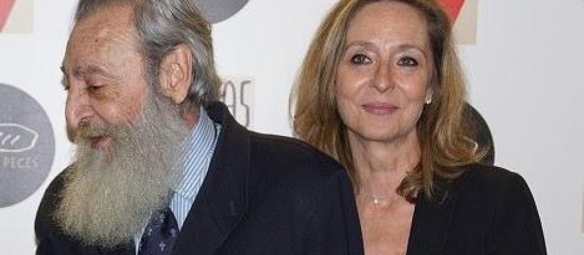 Rocío Redondo Delgado junto a Javier Ripollés S.J.