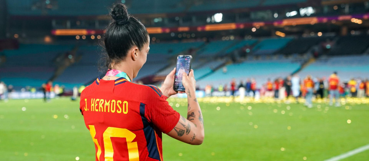 Jenni Hermoso, en el momento de la celebración del Mundial