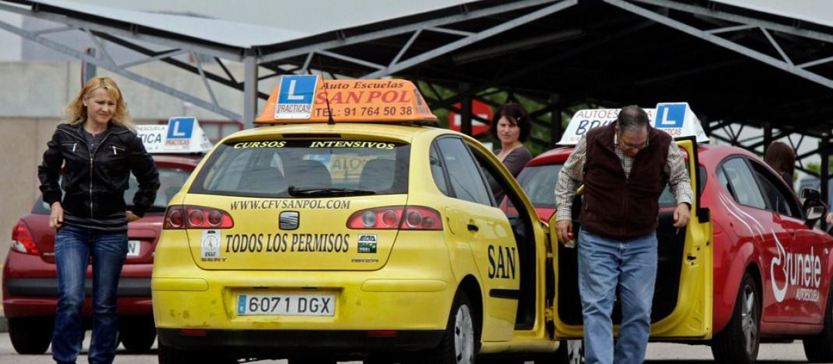 El examen de conducir es un trago menos amargo si te sale casi gratis
