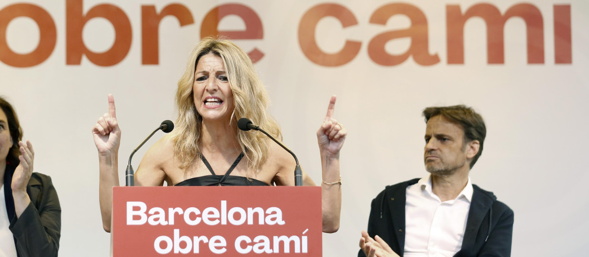 Jaume Asens, junto a Yolanda Díaz en un acto electoral