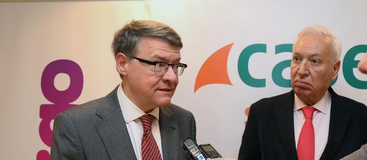 ENMÁLAGA, LOS EXMINISTROS JORDI SEVILLA Y JOSÉ MANUEL GARCÍA MARGALLO ANALIZAN EN UN ENCUENTRO LAS CLAVES PARA IMPULSAR EL CRECIMIENTO EMPRESARIAL

Álex Zea / Europa Press
(Foto de ARCHIVO)
20/3/2018