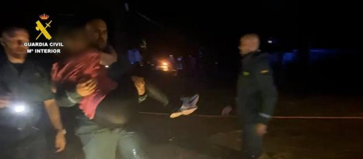 Rescate de Ethan por la Guardia Civil