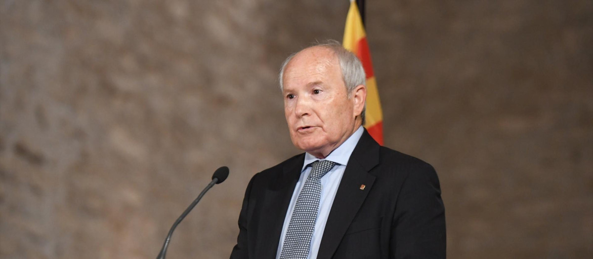 El expresidente de la Generalitat José Montilla interviene durante el homenaje al músico Pau Casals a los 50 años de su muerte en el exilio, en la Abadía de Sant Miquel de Cuixà, a 21 de agosto de 2023, en Codalet (Francia). El presidente de la Generalitat, Pere Aragonès, y sus antecesores Carles Puigdemont, Jordi Pujol, José Montilla y Quim Torra coinciden hoy en el sur de Francia a mediodía durante este acto de la Universitat Catalana d'Estiu (UCE) en memoria de Pau Casals, que se refugió en su exilio en Prada del Conflent tras el estallido de la Guerra Civil y la llegada del régimen de Franco.Para asistir a este encuentro, Puigdemont ha realizado hoy su primer viaje fuera de Bélgica tras perder su inmunidad parlamentaria.En la localidad francesa de Prada del Conflent, Pau Casals se refugió en su exilio tras el estallido de la Guerra Civil y la llegada del régimen de Franco.
21 AGOSTO 2023;CODALET;FRANCIA;HOMENAJE PAU CASALS;PUIGDEMONT
Glòria Sánchez / Europa Press
21/8/2023