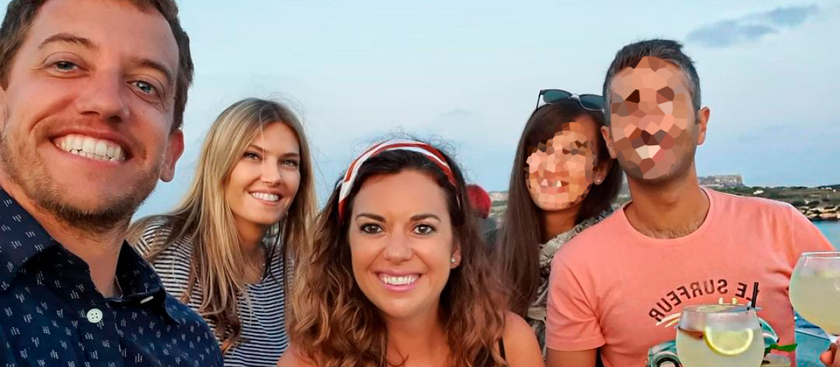 La eurodiputada del PSOE Laura Ballarín, con Eva Kaili en 2019