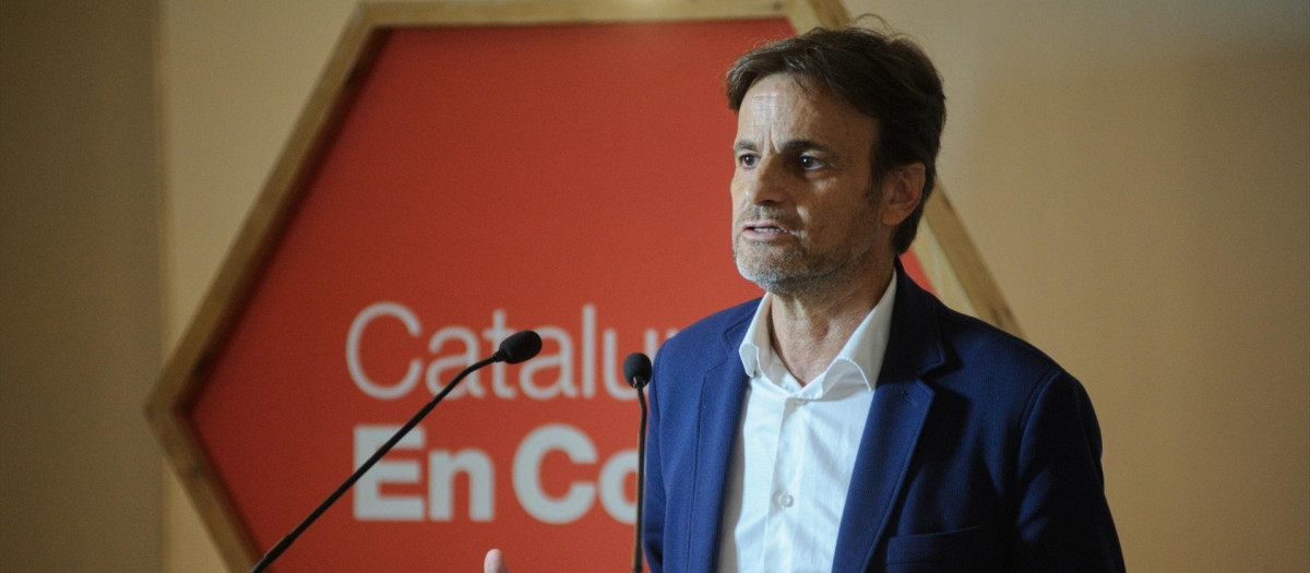 El presidente de Unidas Podemos en el Congreso de los Diputados, Jaume Asens, interviene en el Consell Nacional de Catalunya en Comú, en la sede del partido, a 10 de junio de 2023, en Barcelona, Cataluña (España). Podemos firmó ayer, in extremis, la coalición que impulsa Sumar para concurrir a las elecciones generales del 23J, a pesar del "veto" por parte de Sumar a la ministra de Igualdad, Irene Montero. De cara a las listas electorales, la secretaria general de los morados Ione Belarra ocupará el número 5 en la lista de Sumar por Madrid y Lilith Verstrynge el 4 por Barcelona. En la relación de puestos asignados por Sumar no figuran, además de Montero, el actual portavoz de Unidas Podemos en el Congreso, Pablo Echenique, la secretaria de Estado de Igualdad, Ángela Rodríguez 'Pam', y la delegada del Gobierno contra la Violencia de Género, Vicky Rosell.
10 JUNIO 2023;POLÍTICA;ELECCIONES;SUMAR;23J;COALICIÓN;
Alberto Paredes / Europa Press
(Foto de ARCHIVO)
10/6/2023