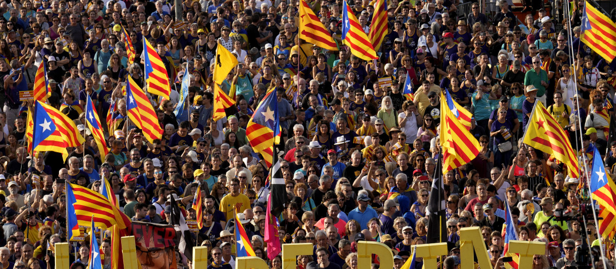 Manifestación independentista convocada por la ANC con motivo de la Diada