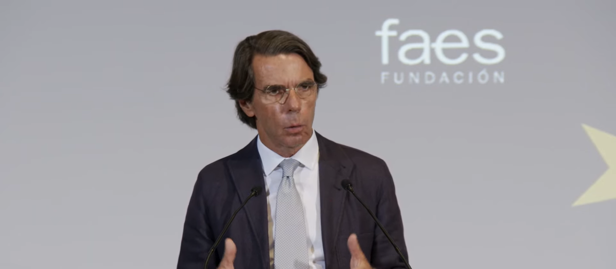 Aznar en la fundación FAES
