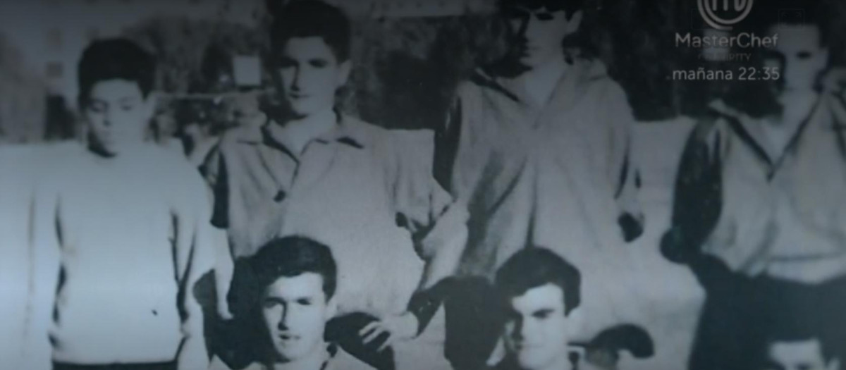 Julio Iglesias, de portero en el colegio