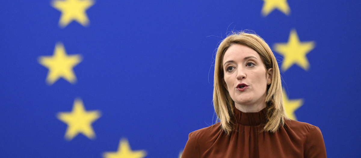 Roberta Metsola, en una sesión del Parlamento Europeo