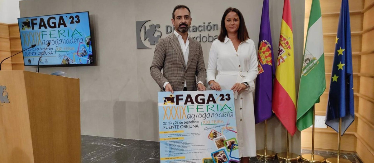 El presidente de Iprodeco, Félix Romero, y la alcaldesa de Fuente Obejuna, Silvia Mellado, en la presentación de FAGA
