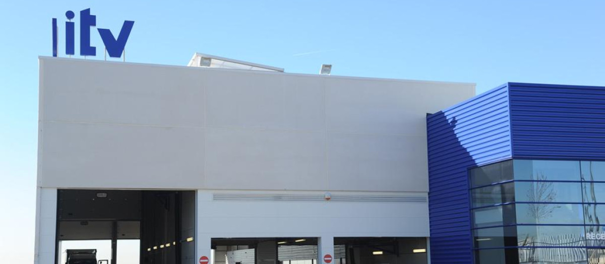 Los centros ITV se están convirtiendo en un azote para los coches con más años