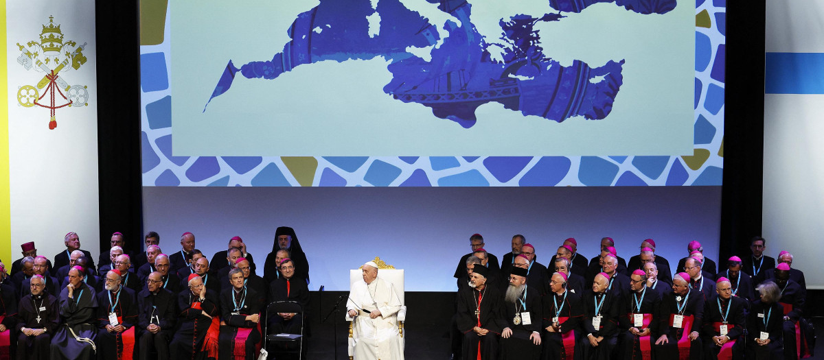 El Papa, en el Palais du Phare para la sesión final de los Encuentros del Mediterráneo